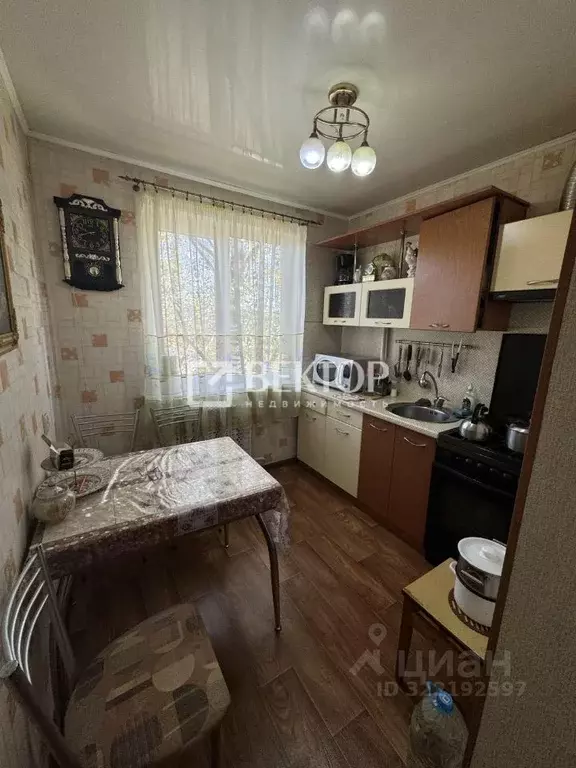 2-к кв. Костромская область, Кострома ул. Димитрова, 8 (46.7 м) - Фото 1