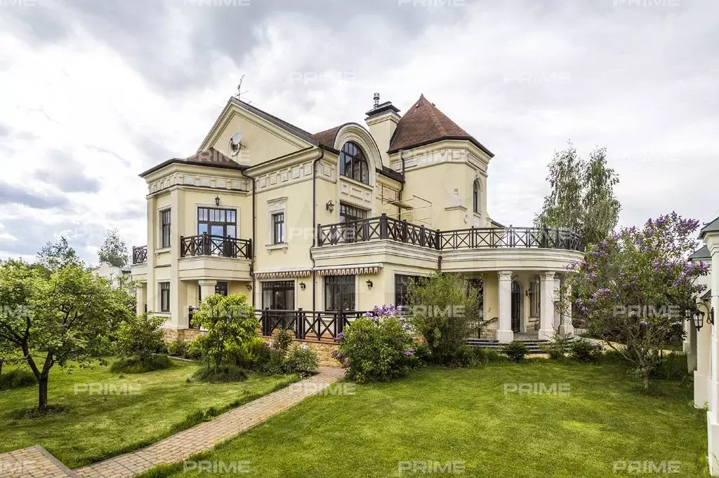 Дом 900 м на участке 24 сот. - Фото 1