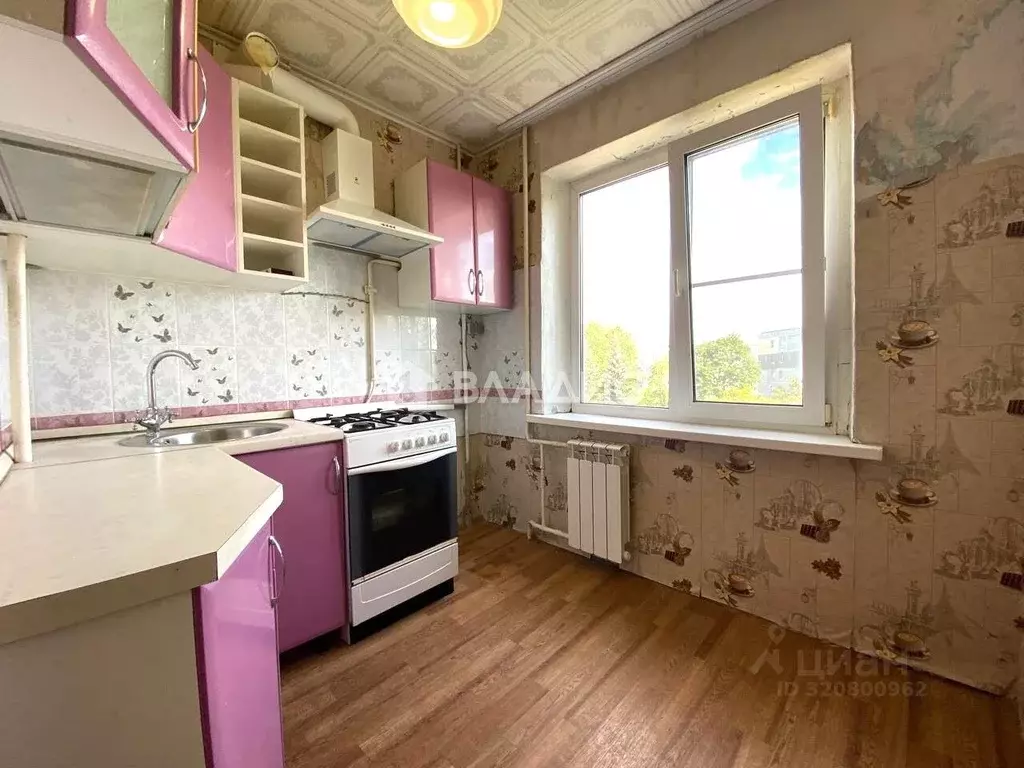 3-к кв. Калужская область, Дзержинский район, Льва Толстого с/пос, с. ... - Фото 2