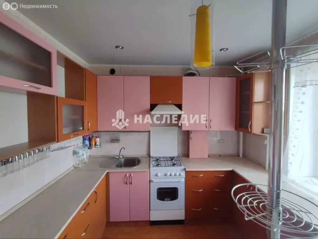 3-комнатная квартира: Белая Калитва, улица Льва Толстого, 3В (73.8 м) - Фото 0