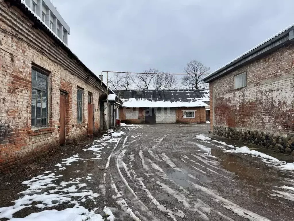 Помещение свободного назначения в Адыгея, Майкоп Курганная ул., 350 ... - Фото 2