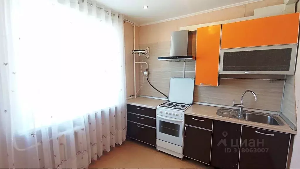 2-к кв. Татарстан, Нижнекамск ул. Баки Урманче, 28 (47.8 м) - Фото 0