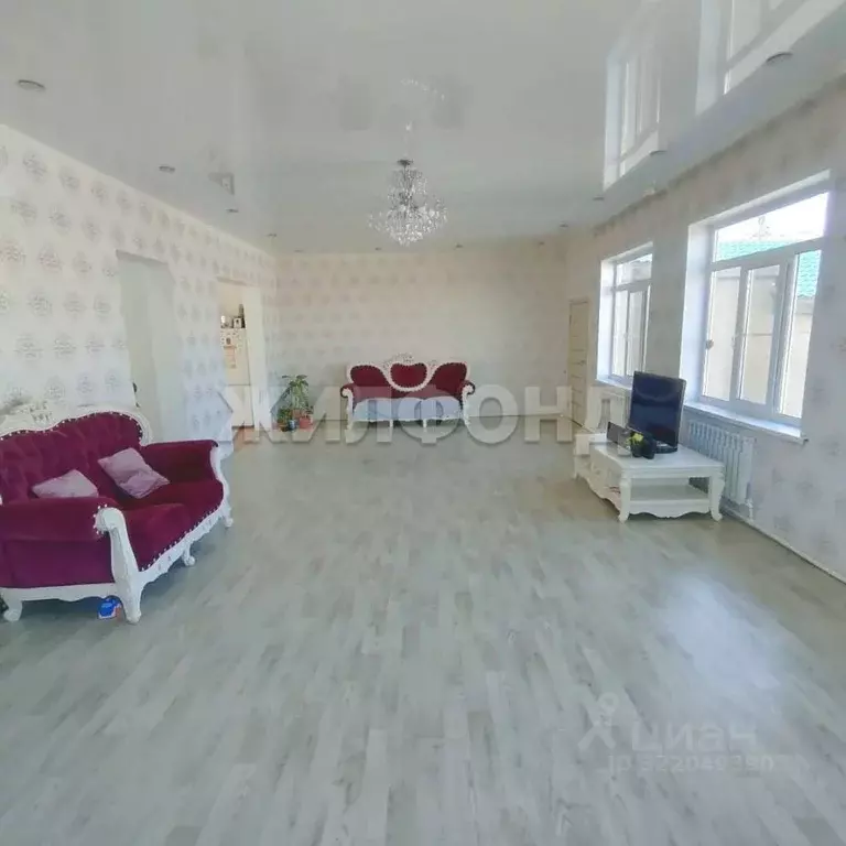 Дом в Новосибирская область, Обь Вокзальная ул., 32 (131 м) - Фото 1