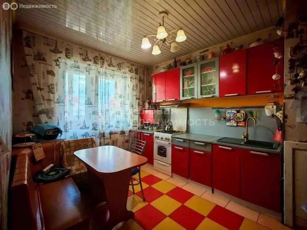 3-комнатная квартира: Великий Новгород, Завокзальный район, ... - Фото 2