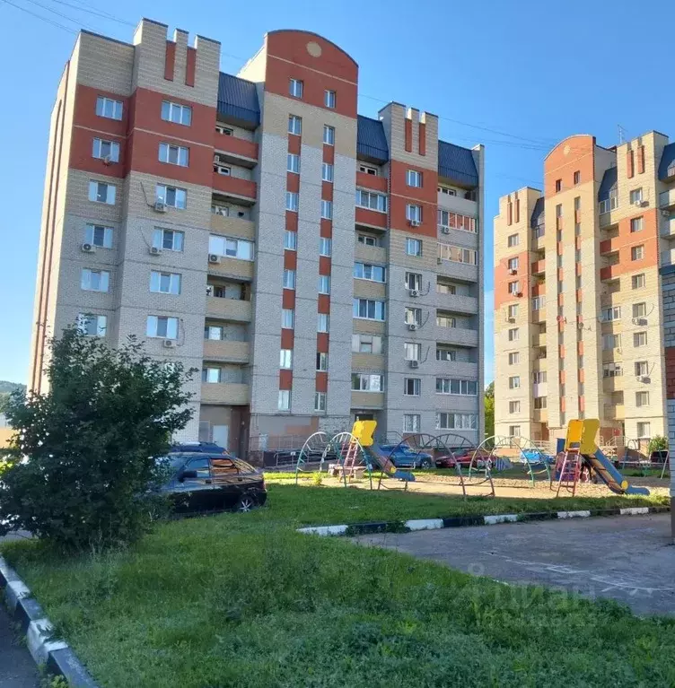 3-к кв. Саратовская область, Саратов Огородная ул., 214Б (82.0 м) - Фото 1