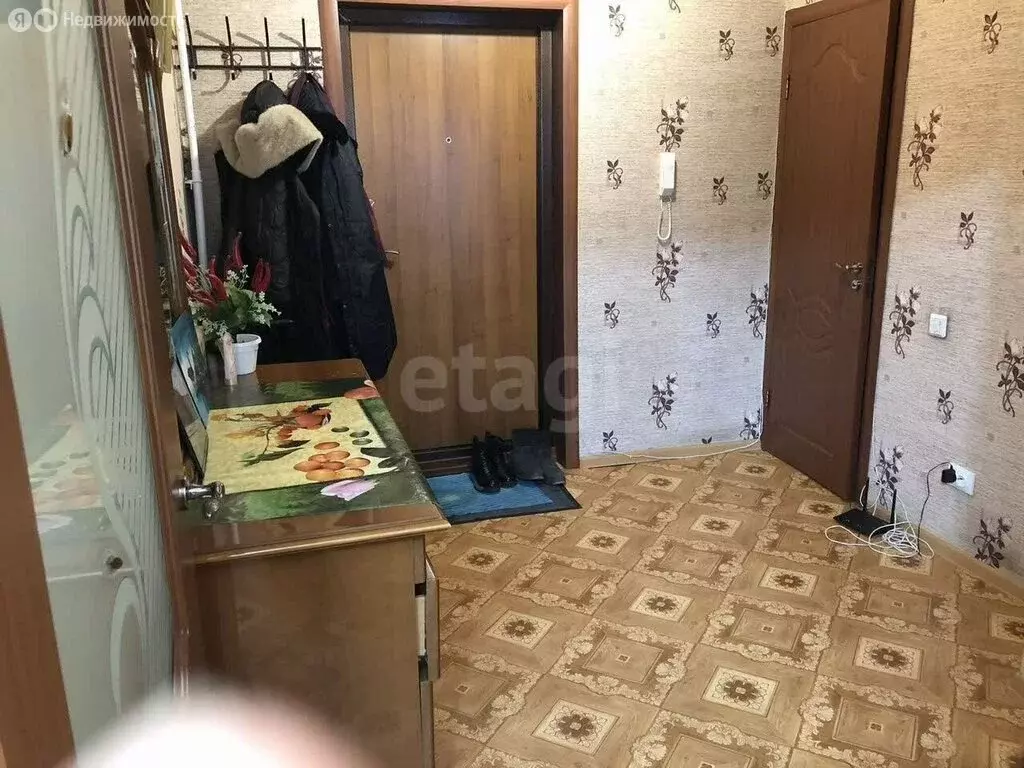 3-комнатная квартира: Омск, улица 17-й Военный Городок, 370 (57.6 м) - Фото 1