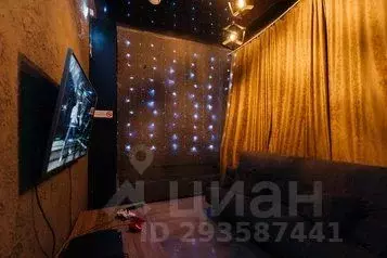 2-к кв. Новосибирская область, Новосибирск просп. Димитрова, 7 (80.0 ... - Фото 0
