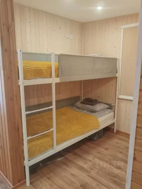 Дом в Мурманская область, Кандалакша ул. Уверова, 7 (20 м) - Фото 1