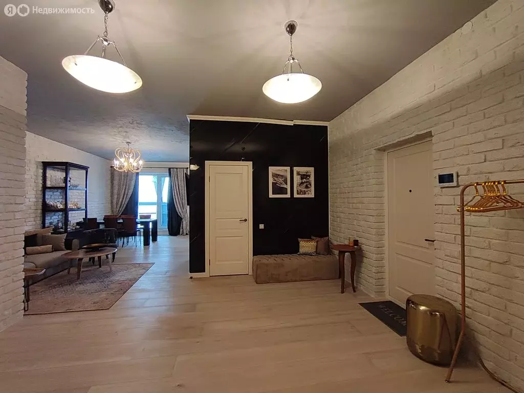 3-комнатная квартира: село Ромашково, Рублёвский проезд, 40к6 (96.3 м) - Фото 1