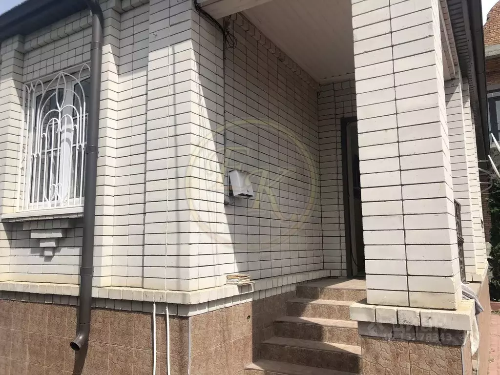 Дом в Карачаево-Черкесия, Черкесск пл. Ленина (136 м) - Фото 0