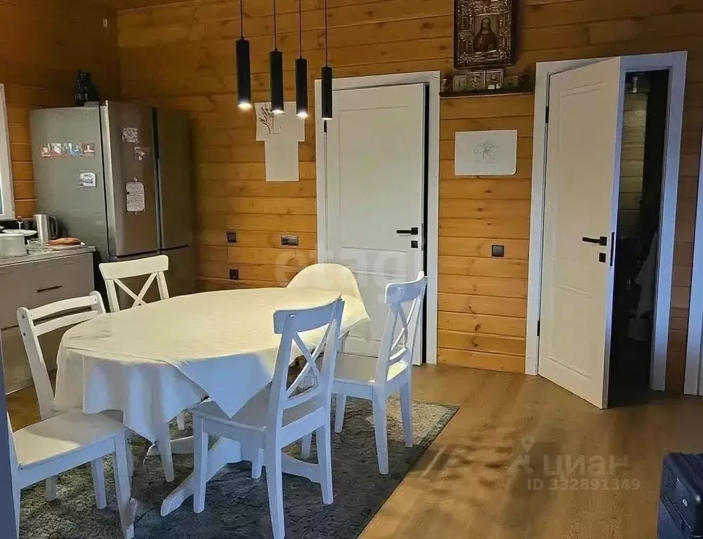 Дом в Алтай, Чемальский район, с. Толгоек ул. Энергетиков, 20 (94 м) - Фото 1