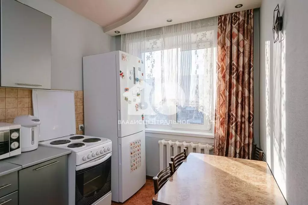 2-к кв. Новосибирская область, Новосибирск ул. Кропоткина, 118/2 (42.7 ... - Фото 1