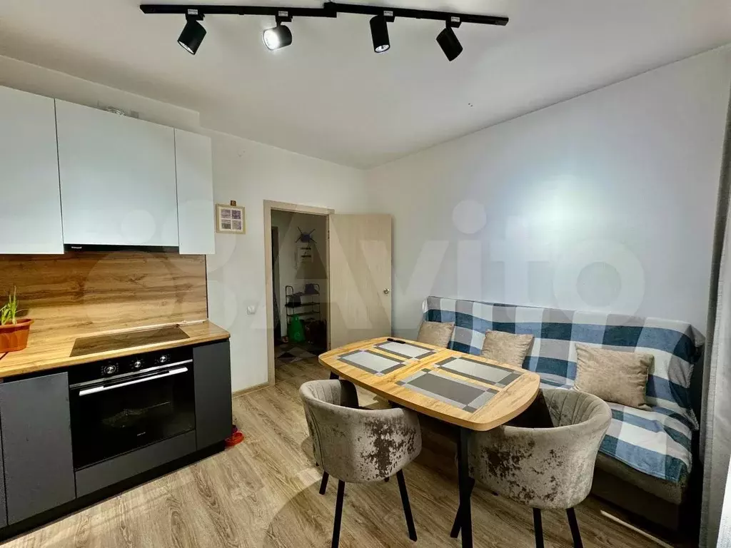 2-к. квартира, 56 м, 6/15 эт. - Фото 0