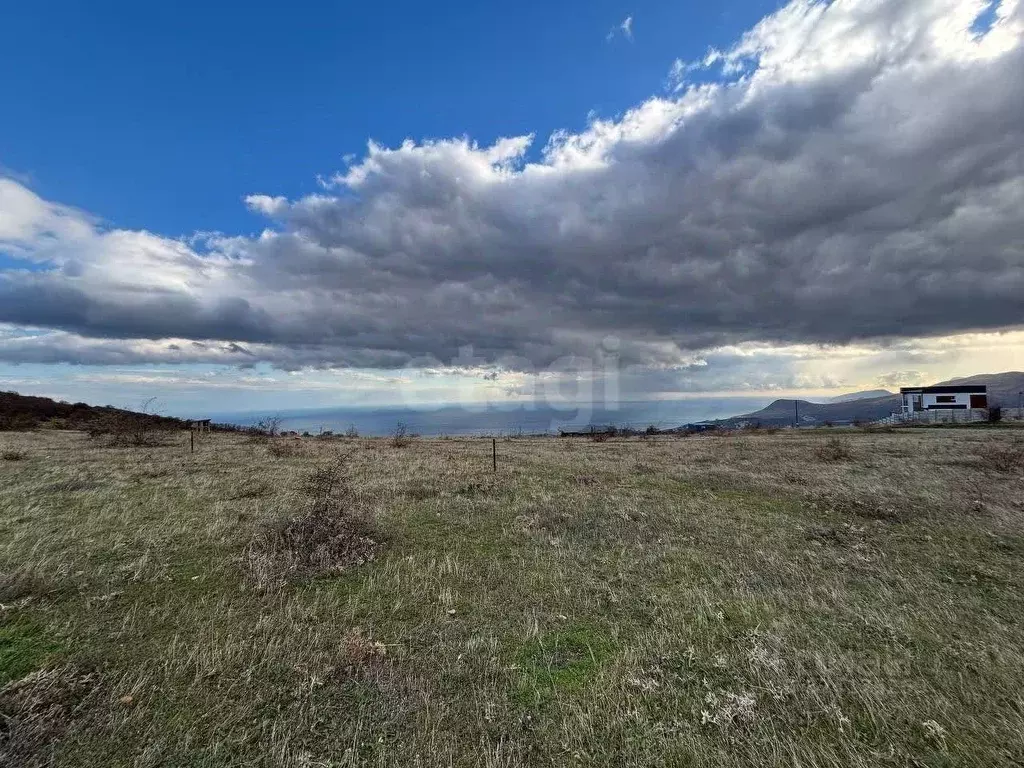 Участок в Крым, Алушта муниципальный округ, с. Лучистое пер. Солнечный ... - Фото 1
