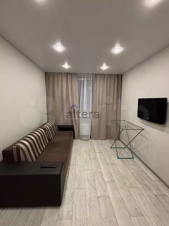 1-к. квартира, 30 м, 1/9 эт. - Фото 1