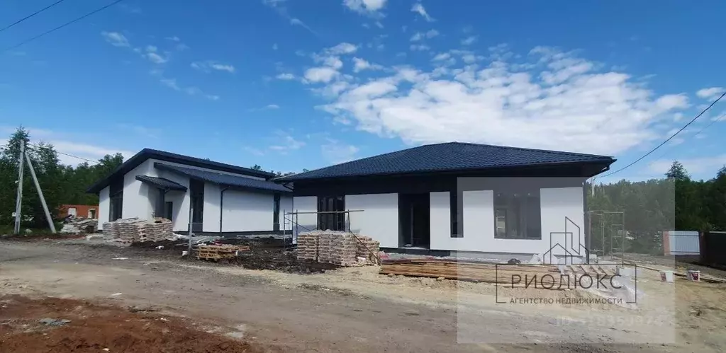 Дом в Челябинская область, Сосновский район, с. Кременкуль пер. ... - Фото 1