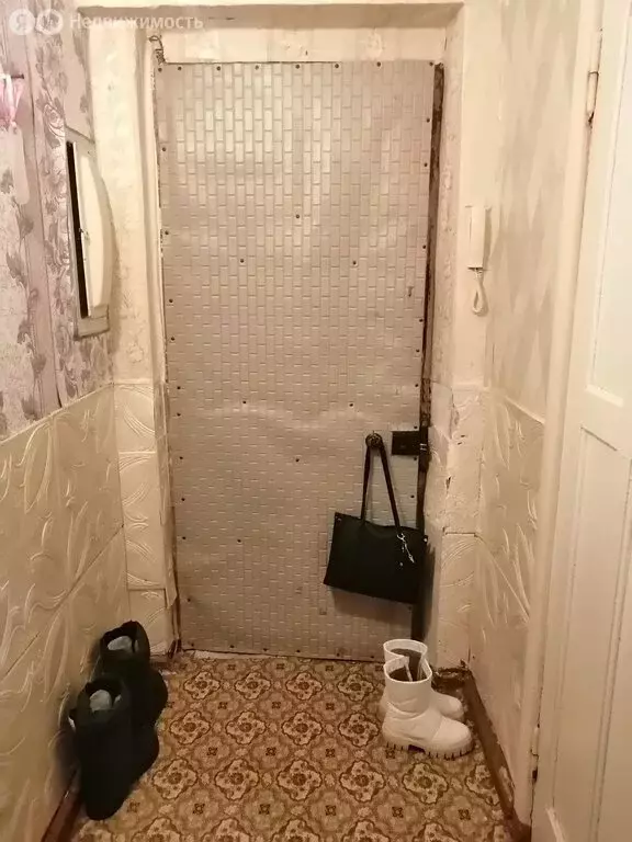 2-комнатная квартира: Углеуральский, 2-я Коммунистическая улица, 95Г ... - Фото 0