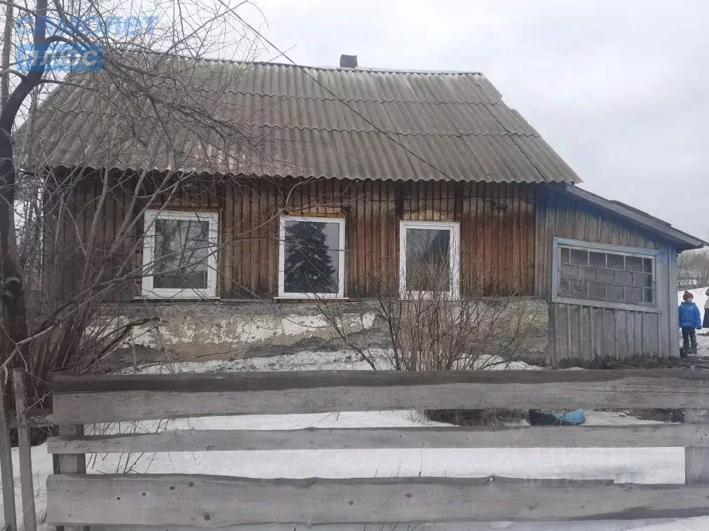 Дом в Кемеровская область, Березовский городской округ, пос. Барзас ... - Фото 0