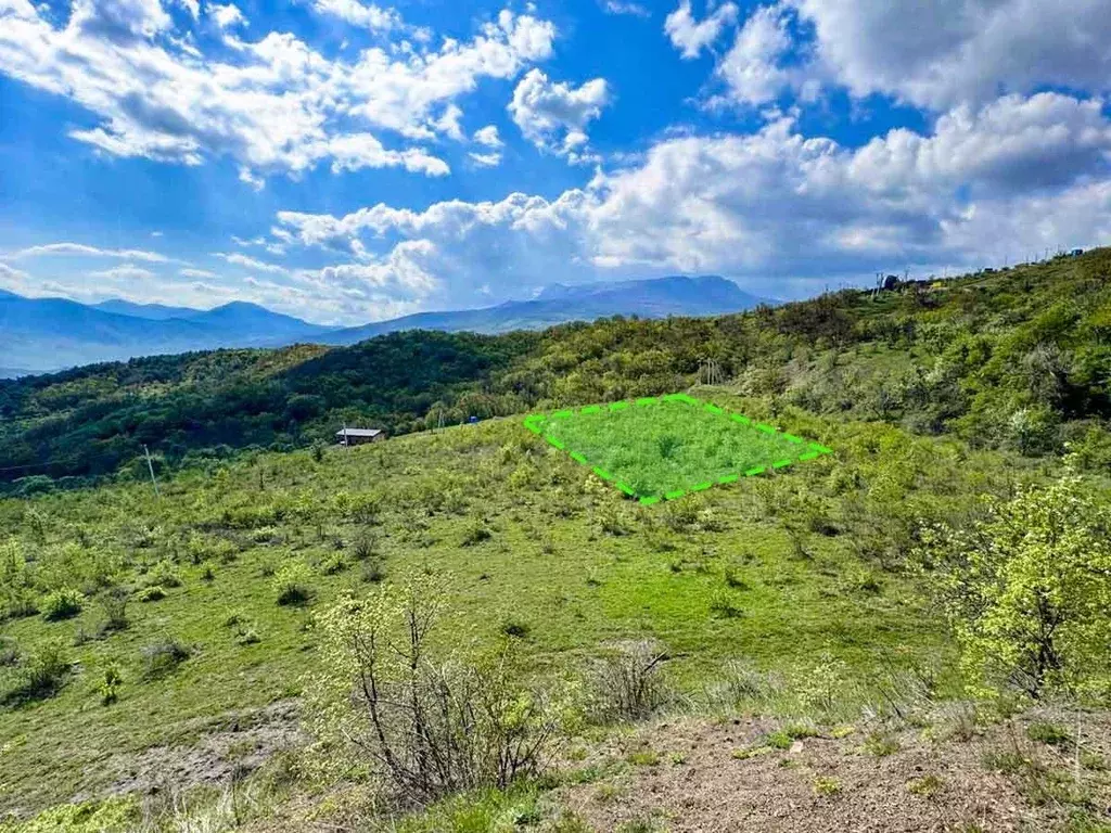 Участок в Крым, Алушта муниципальный округ, с. Лучистое  (10.0 сот.) - Фото 1