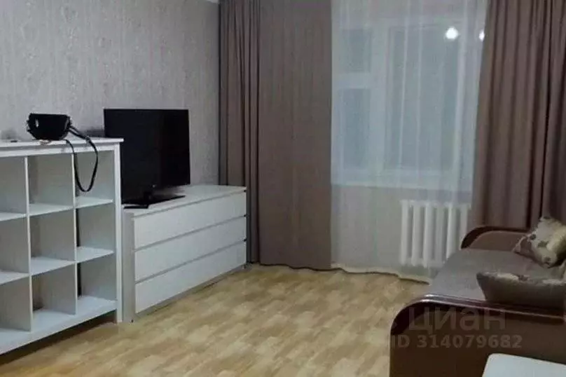 1-к кв. Башкортостан, Октябрьский ул. Свердлова, 3 (40.0 м) - Фото 1