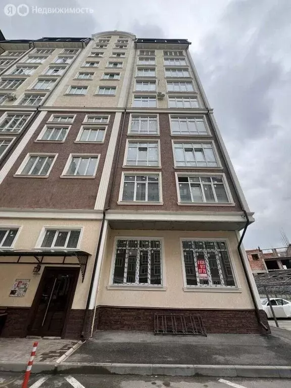 2-комнатная квартира: Нальчик, улица Тлостанова, 28Б (108.1 м) - Фото 1
