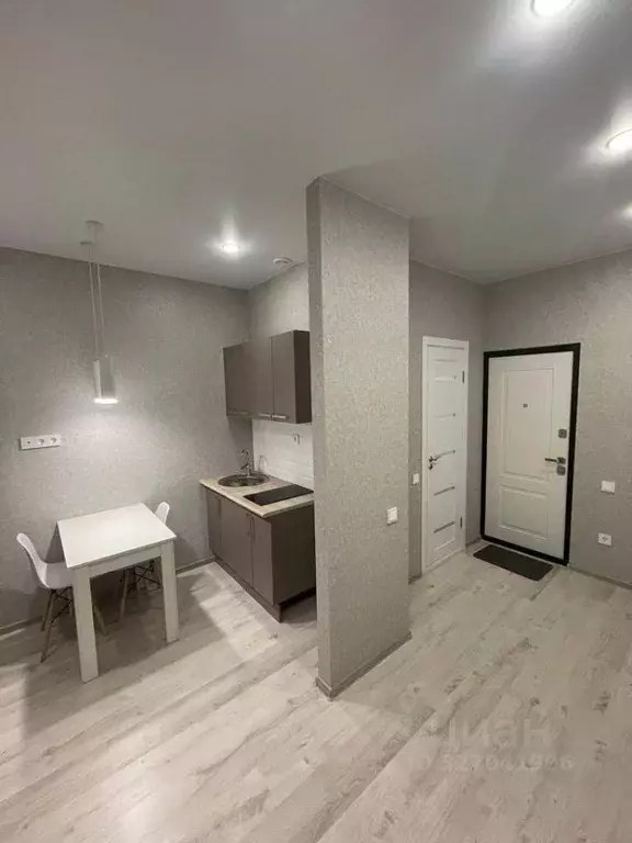 1-к кв. Татарстан, Казань Агрызская ул., 78 (12.7 м) - Фото 1