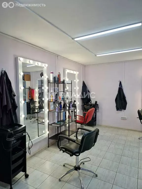 Офис (60 м) - Фото 1