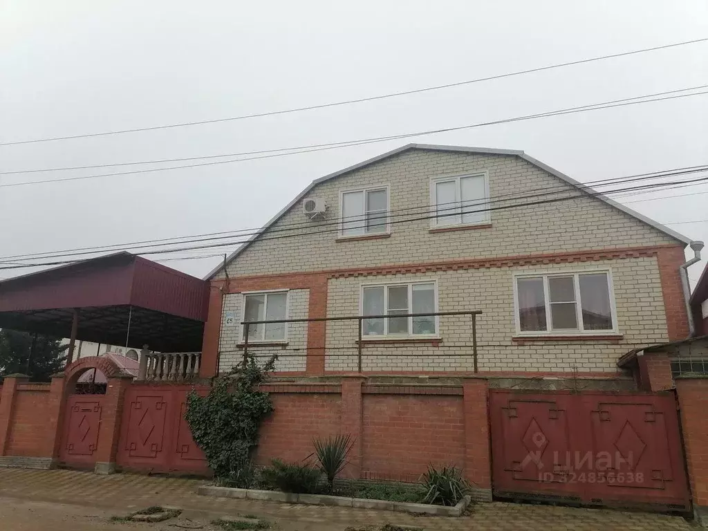 Дом в Краснодарский край, Абинский район, Ахтырское городское ... - Фото 1