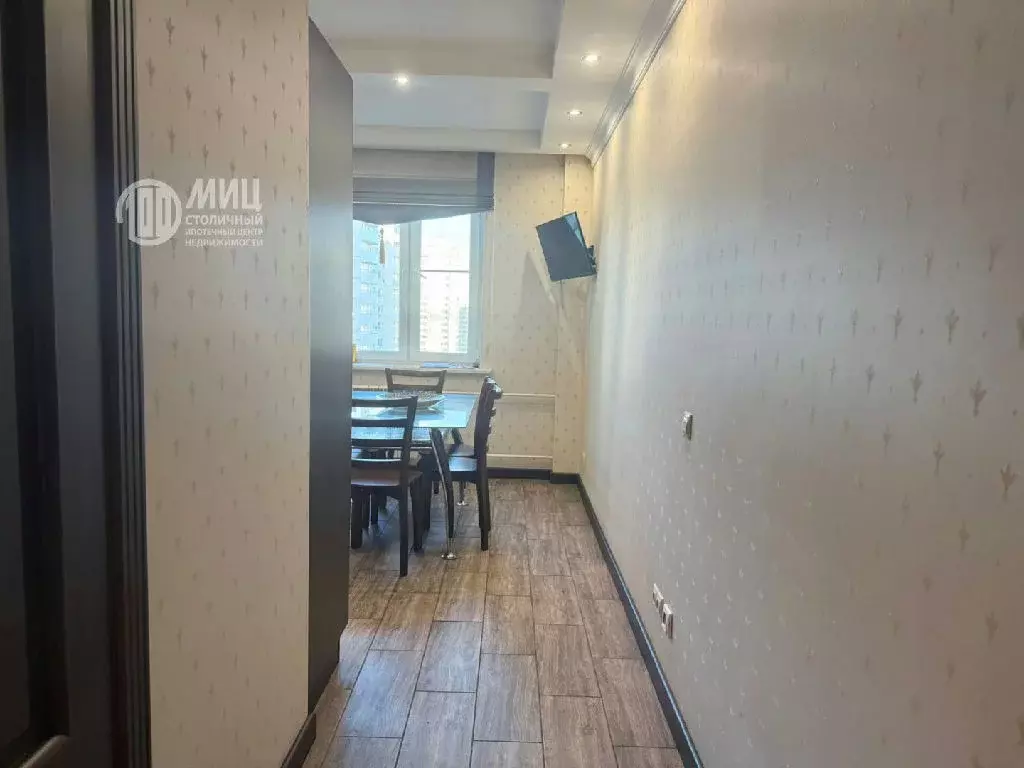 Продается 3-комнатная квартира - Фото 2