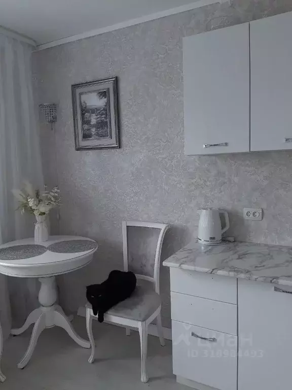 Комната Омская область, Омск ул. Вострецова, 2 (13.0 м) - Фото 1