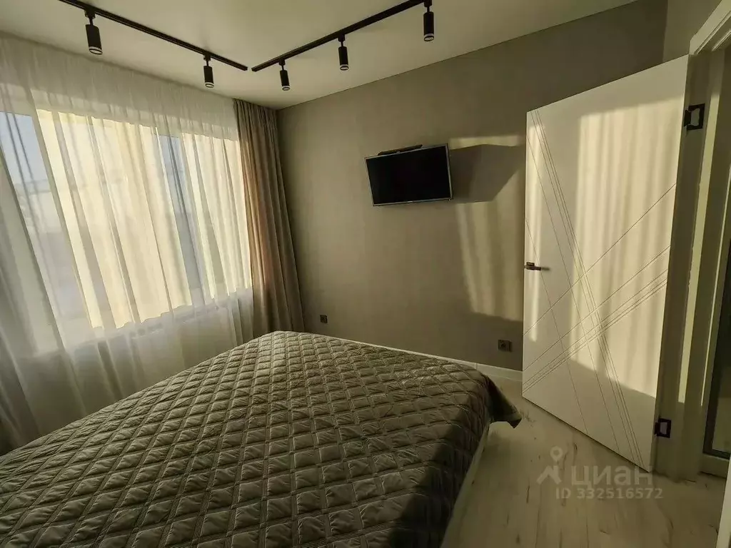 2-к кв. Татарстан, Казань ул. Александра Курынова, 4 (55.0 м) - Фото 2