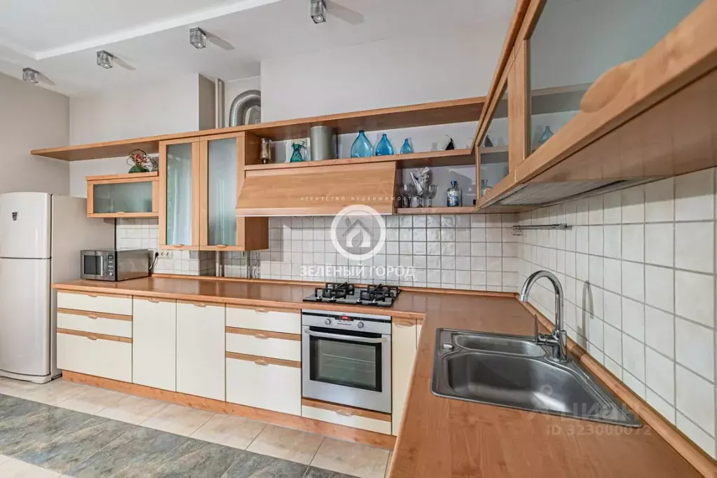 2-к кв. Калининградская область, Светлогорск пер. Гагарина, 3 (69.9 м) - Фото 2