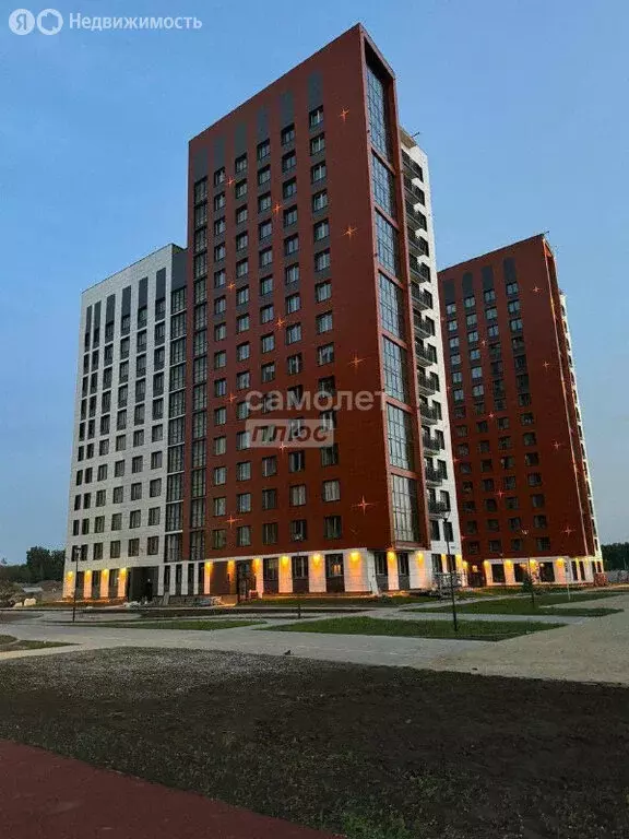 2-комнатная квартира: Омск, микрорайон Зелёная Река, 14 (66.9 м) - Фото 1