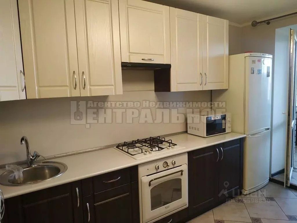 2-к кв. Смоленская область, Смоленск ул. Нормандия-Неман, 7 (67.0 м) - Фото 1