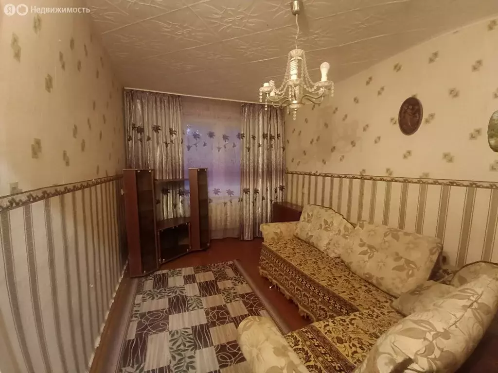 3-комнатная квартира: Бишкиль, посёлок ДОС-2, 80 (55 м) - Фото 1