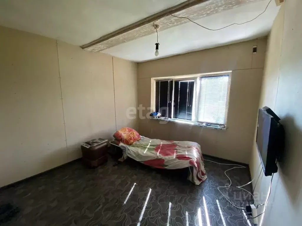 Дом в Свердловская область, Туринск ул. Тургенева, 4 (38 м) - Фото 1