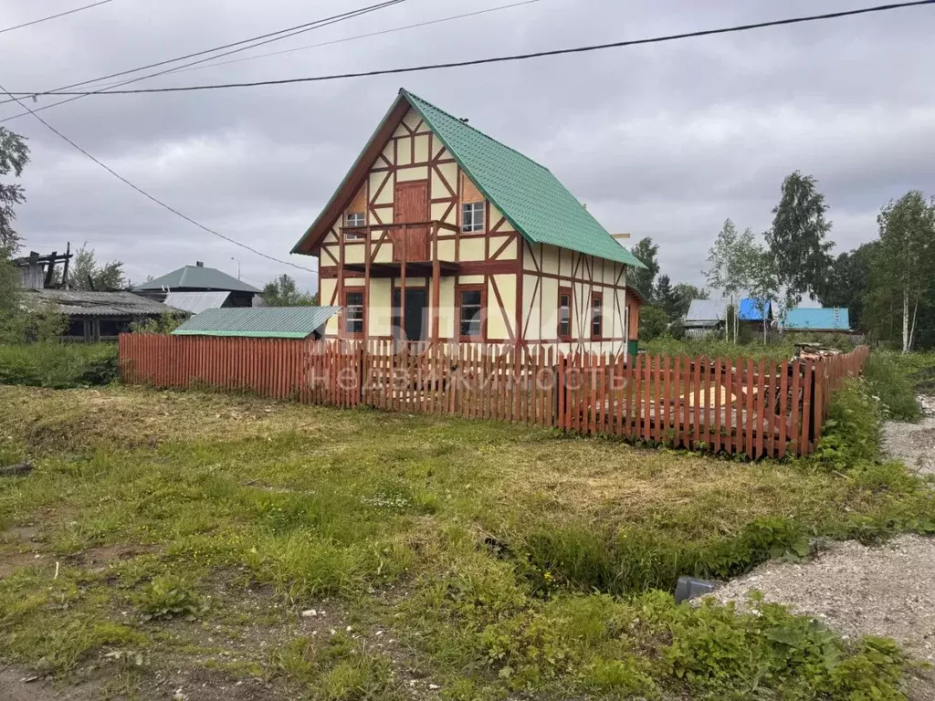 Дом в Пермский край, Усолье Усольский район, ул. Пушкина, 80 (95 м) - Фото 2