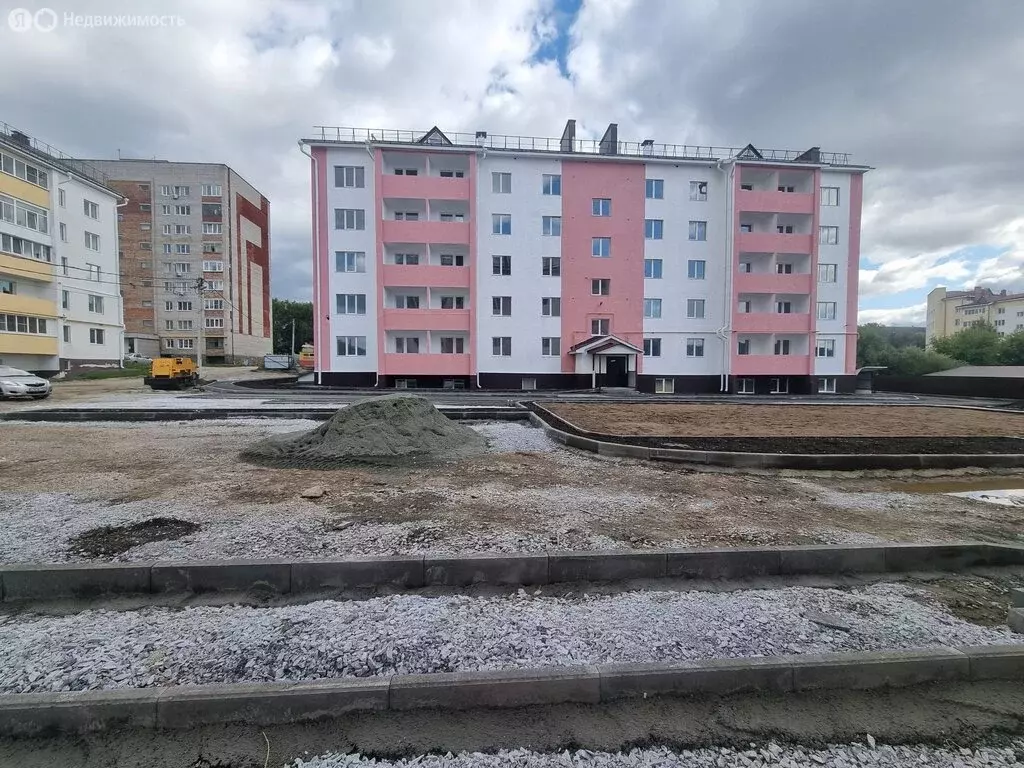 2-комнатная квартира: Белорецк, улица Ф. Алексеева, 7А (52.8 м) - Фото 1