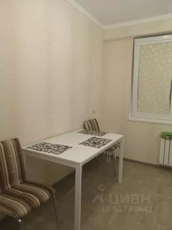 1-к кв. Крым, Евпатория просп. Ленина, 68к41 (42.0 м) - Фото 1
