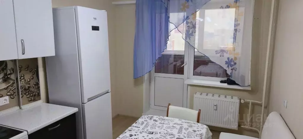 1-к кв. Удмуртия, Ижевск 8-я Подлесная ул., 48А (38.5 м) - Фото 1
