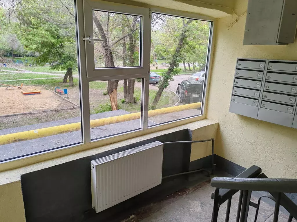3-комнатная квартира: Оренбург, Пролетарская улица, 253 (59.9 м) - Фото 0