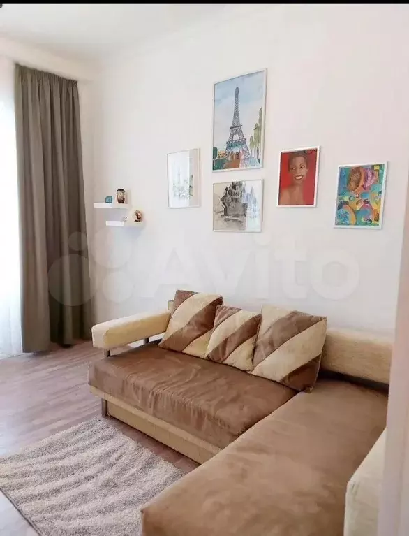 Комната 25 м в 4-к., 4/4 эт. - Фото 0