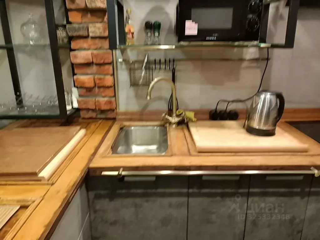 2-к кв. Московская область, Химки 9 Мая ул., 21к2 (45.0 м) - Фото 1