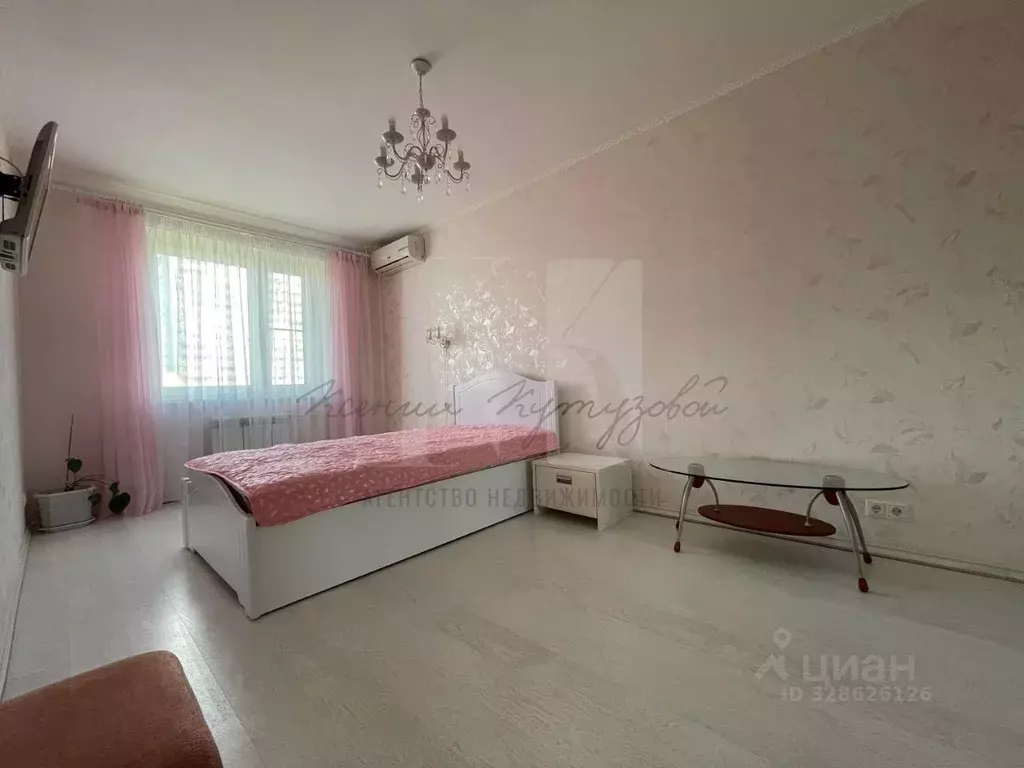 2-к кв. Московская область, Краснознаменск ул. Победы, 6к4 (70.0 м) - Фото 1