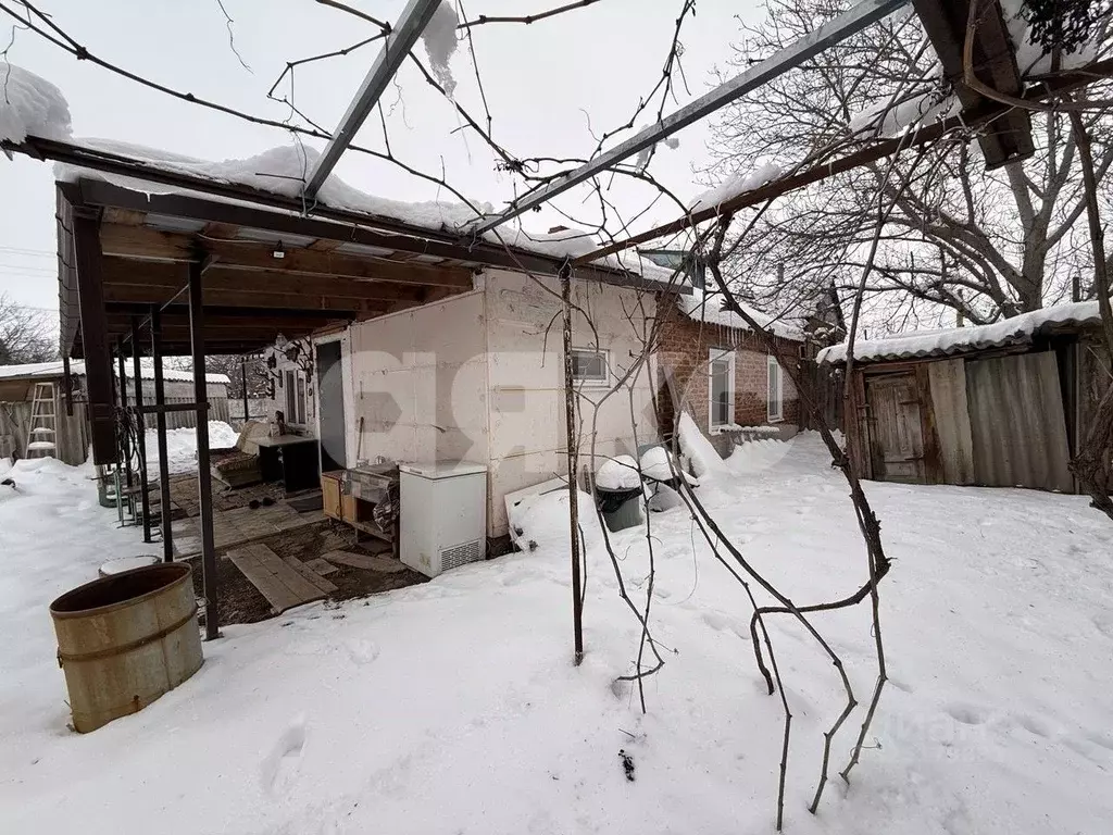 Дом в Краснодарский край, Кореновск ул. Коммунаров, 81 (53 м) - Фото 2