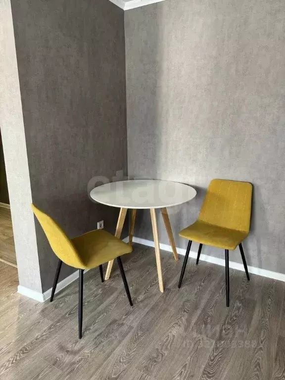 2-к кв. Брянская область, Брянск ул. Вали Сафроновой, 58 (44.2 м) - Фото 1