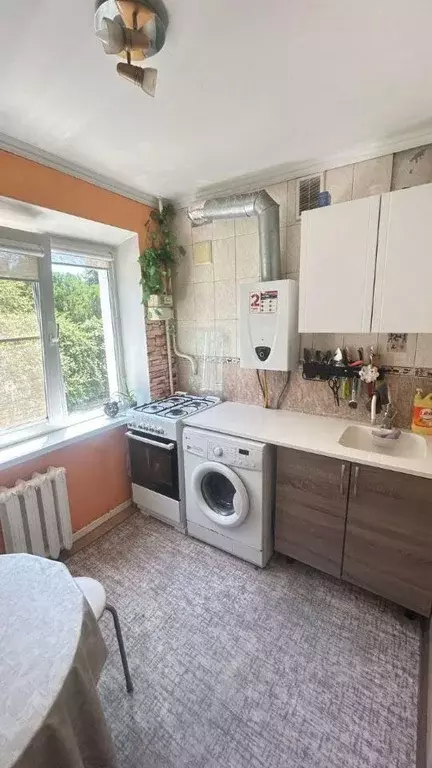 Квартира, 3 комнаты, 57 м - Фото 0