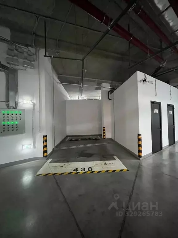 Гараж в Москва ул. Петра Алексеева, 14 (13 м) - Фото 1