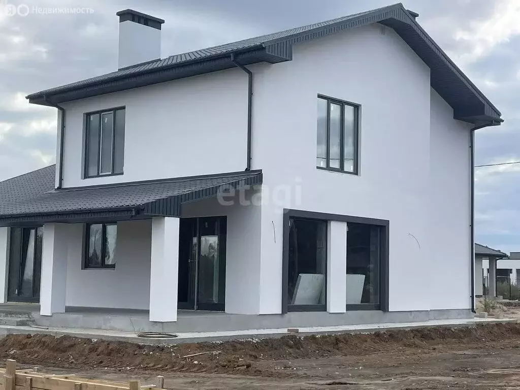Дом в село Ягодное, Душевная улица (220 м) - Фото 1