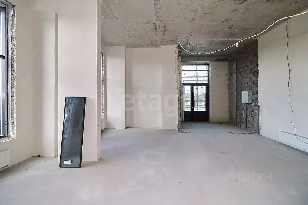 Помещение свободного назначения в Тюменская область, Тюмень ул. ... - Фото 1